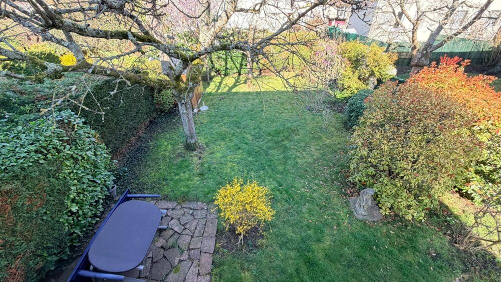 Maison familiale 5 pièces 86 m² , située à Taverny, Quartier Mermoz - Les Ecouardes