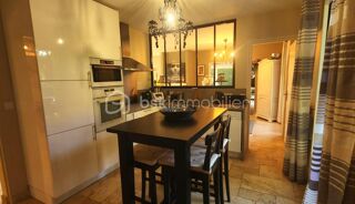  Propri�t�/ch�teau � vendre 8 pi�ces 230 m�