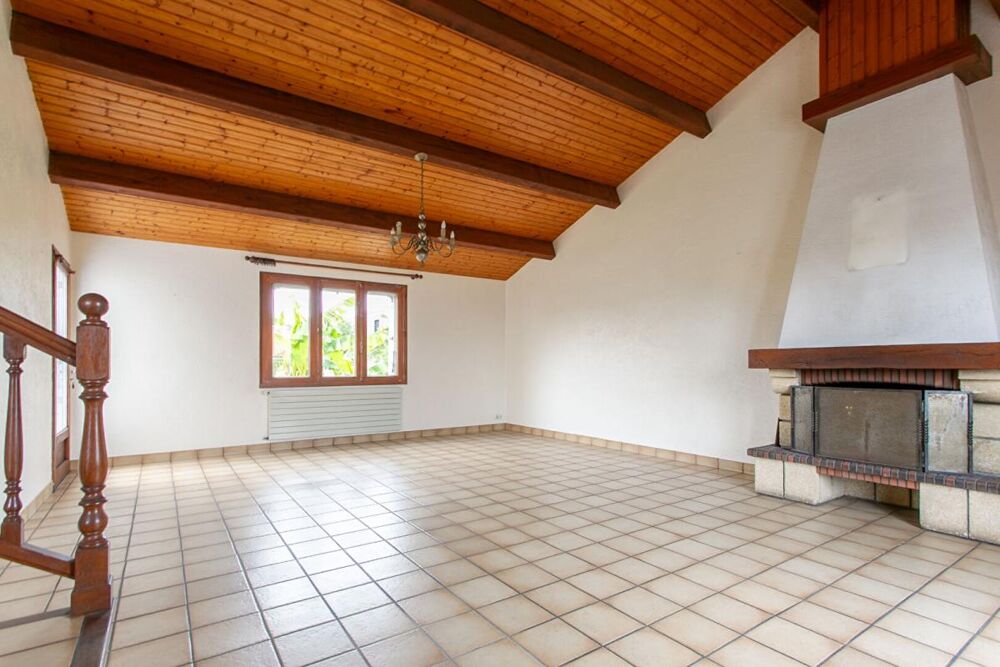 Vente Maison Maison Gétigné 5 P . 3 Chs . 96 M² . Garage . Cave . T 415 M² Getigne