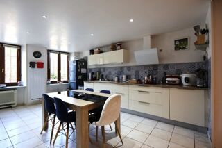  Maison à vendre 6 pièces 179 m²