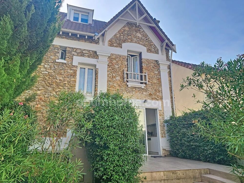 Location Maison Maison 5 pièces avec jardin à louer à  POISSY (78) Poissy