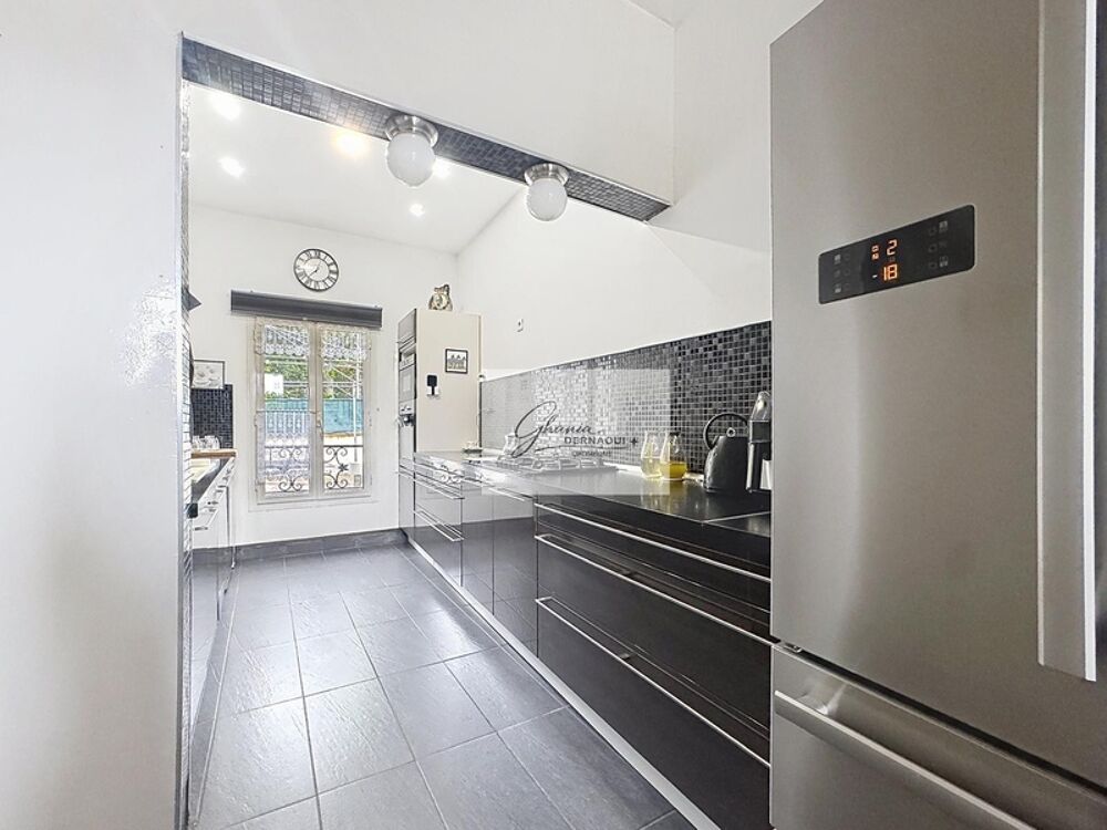 Maison a vendre 250m² 7 pièces 5mn du métro ligne 11 Bus 76 NOISY LE SEC (93)