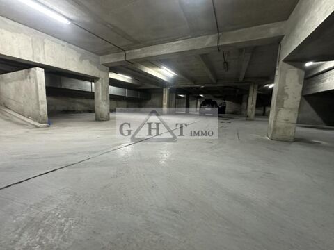   PLATEAU PARKING PRIVATIF 
