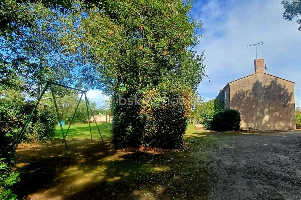 � vendre  Maison Nieul-le-Dolent (85430)