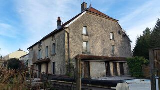  Maison à vendre 10 pièces 331 m²
