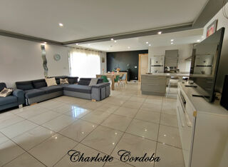 Maison à vendre 8 pièces 253 m²