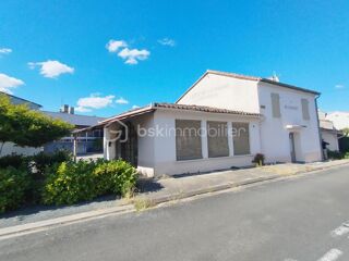  Immeuble à vendre 8 pièces 215 m²