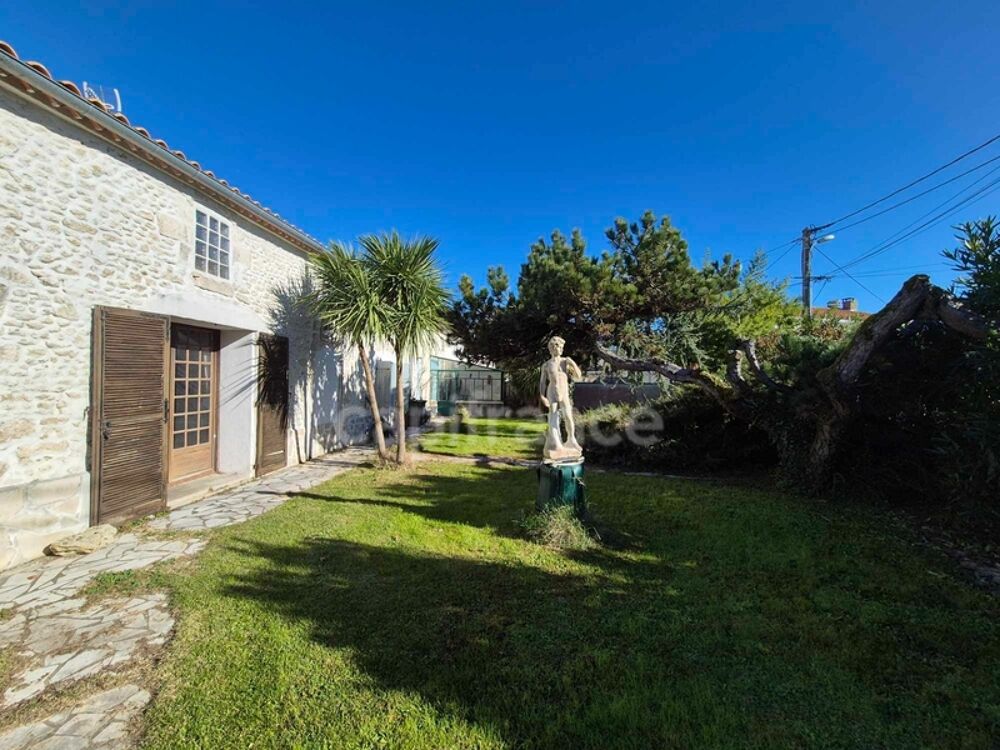Vente Maison Maison à vendre 4 pièces ROYAN (17) - Terrain de 1427m² Royan