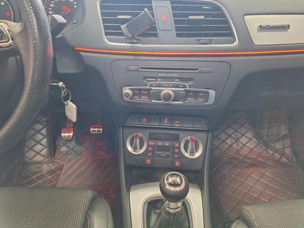 Q3 2.0 TDI S line (103kW) 2013 occasion 06700 Saint Laurent Du Var