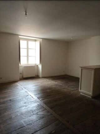  Appartement à louer 2 pièces 66 m²