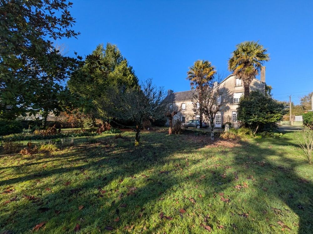 BUBRY MAISON BOURGEOISE DE 4 PIÈCES 150m² ENVIRON PARCELLE DE 1579m² ABRI DE JARDIN