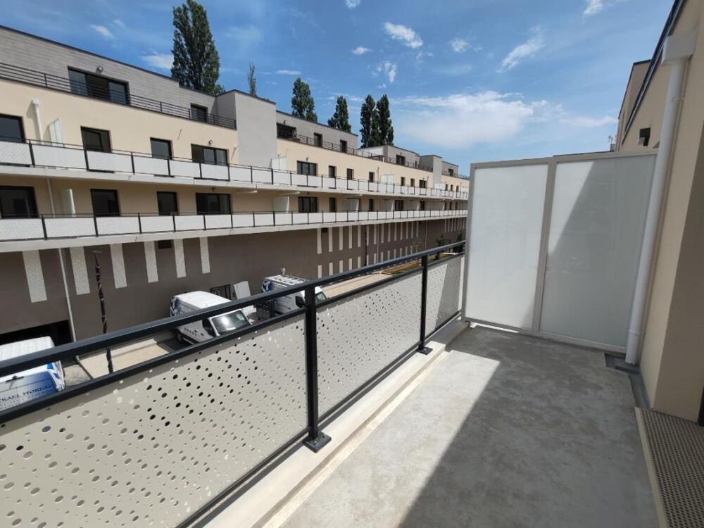 T3 NEUF avec balcon et double parking à CHARTRES