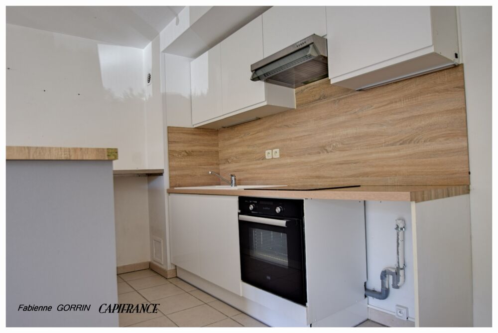 Vente Appartement Appartement à vendre 2 pièces PERIGNY (17) Appartement en RDC avec terrasse privative close, place de parking sécurisé et local Perigny
