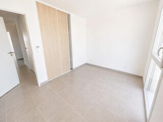  Appartement à louer 3 pièces 68 m²