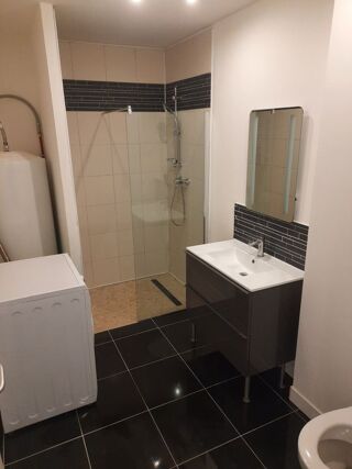  Maison à louer 6 pièces 169 m²