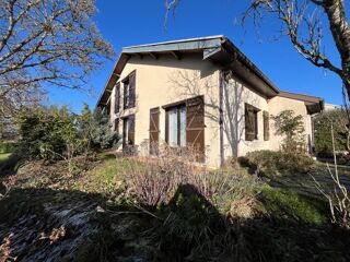  Maison � vendre 9 pi�ces 150 m�