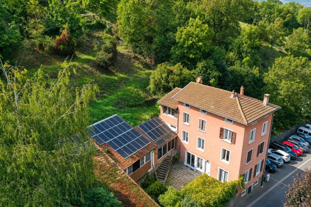 Vente Maison Maison de charme en vente à Courzieu - Idéal pour familles Courzieu