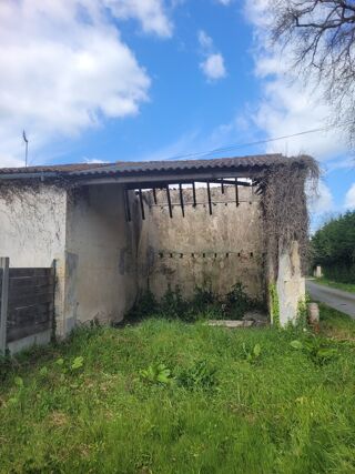  Remise / Grange à vendre 1 pièce 28 m²