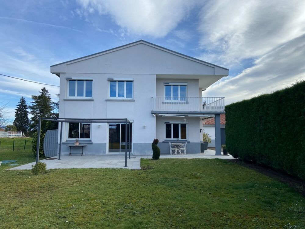 Vente Maison Maison 7 pi�ces MARINGUES 160m2 + garage double TRES BELLES PRESTATIONS aucuns travaux � pr�voir Maringues