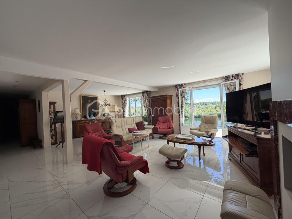 Vente Propriété/Château PROPRIÉTÉ DE 336 M2 HABITABLES-VUE PANORAMIQUE SUR LA SEINE Boissise le roi