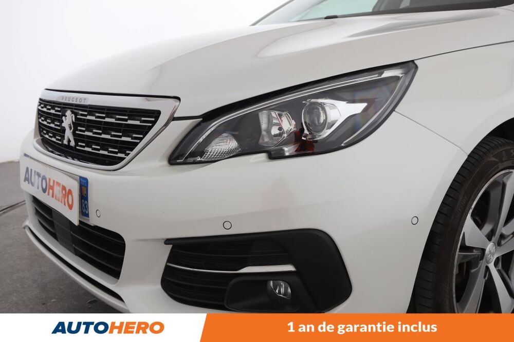 308 1.2 PureTech Tech Edition EAT8 130 ch 2018 occasion 92130 Issy-les-Moulineaux