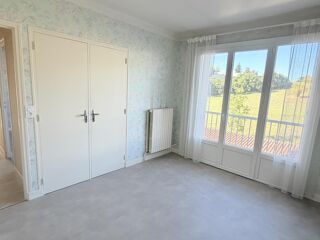  Appartement à louer 3 pièces 89 m²