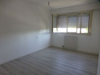 Appartement � louer 3 pi�ces 76 m�