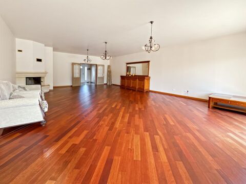  Maison  louer 6 pices 288 m