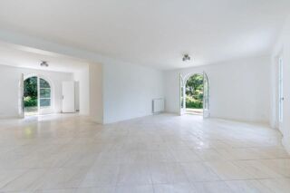  Maison à vendre 10 pièces 248 m²
