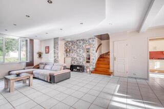  Maison à vendre 6 pièces 137 m²