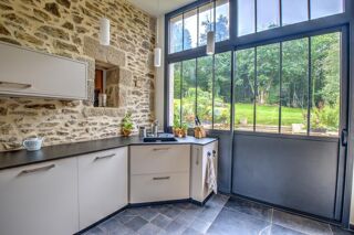  Propri�t�/ch�teau � vendre 12 pi�ces 308 m�