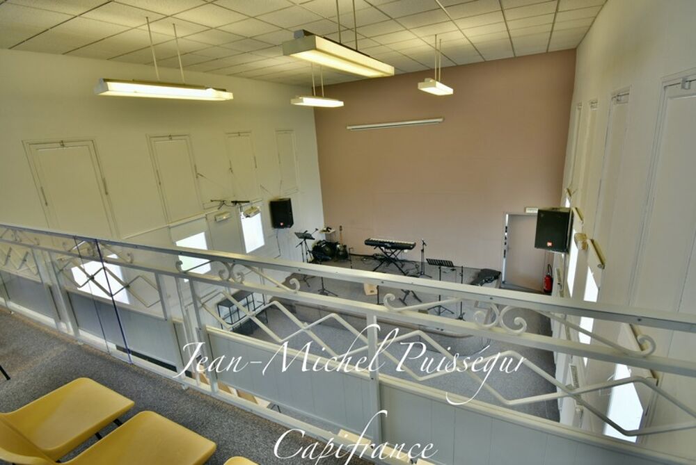   Dpt Haute Garonne (31), à vendre SAINT GAUDENS Local Professionnel 170m2 + Stationnement Aérien Saint gaudens