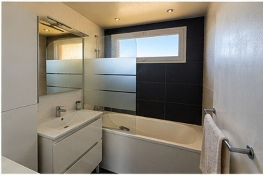 Location Appartement Appartement T3 meublé de 67,30 m² pièces AIX EN PROVENCE (13) Aix en provence