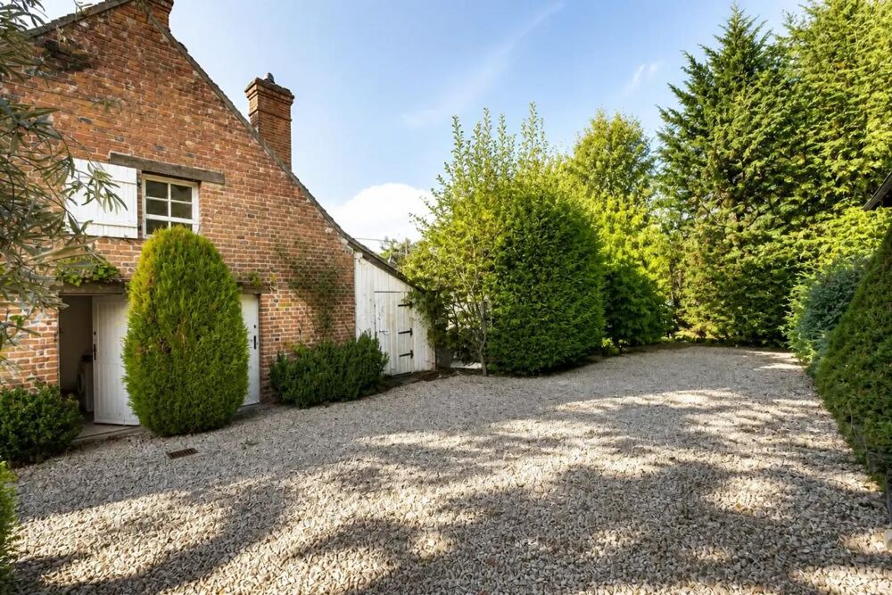 Maison de 8 pièces de 168 m² à La Ferté-Beauharnais