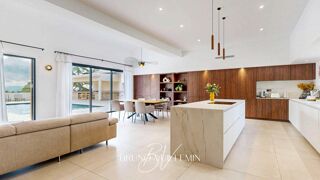  Villa à vendre 14 pièces 350 m²