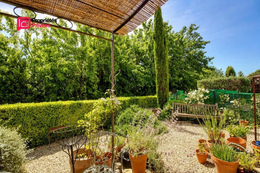 Vente Villa UZES 5 minutes à pied de la place aux herbes, 86m² 3 chambres garage place de parking et jardin de 50 m² Uzes