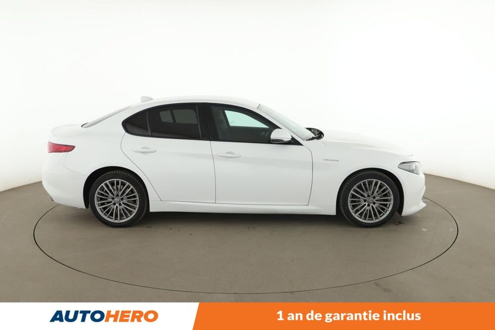 Giulia 2.2 Q4 Veloce AT8 210 ch 2018 occasion 92130 Issy-les-Moulineaux