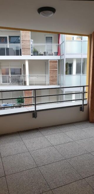  Appartement à louer 3 pièces 61 m²