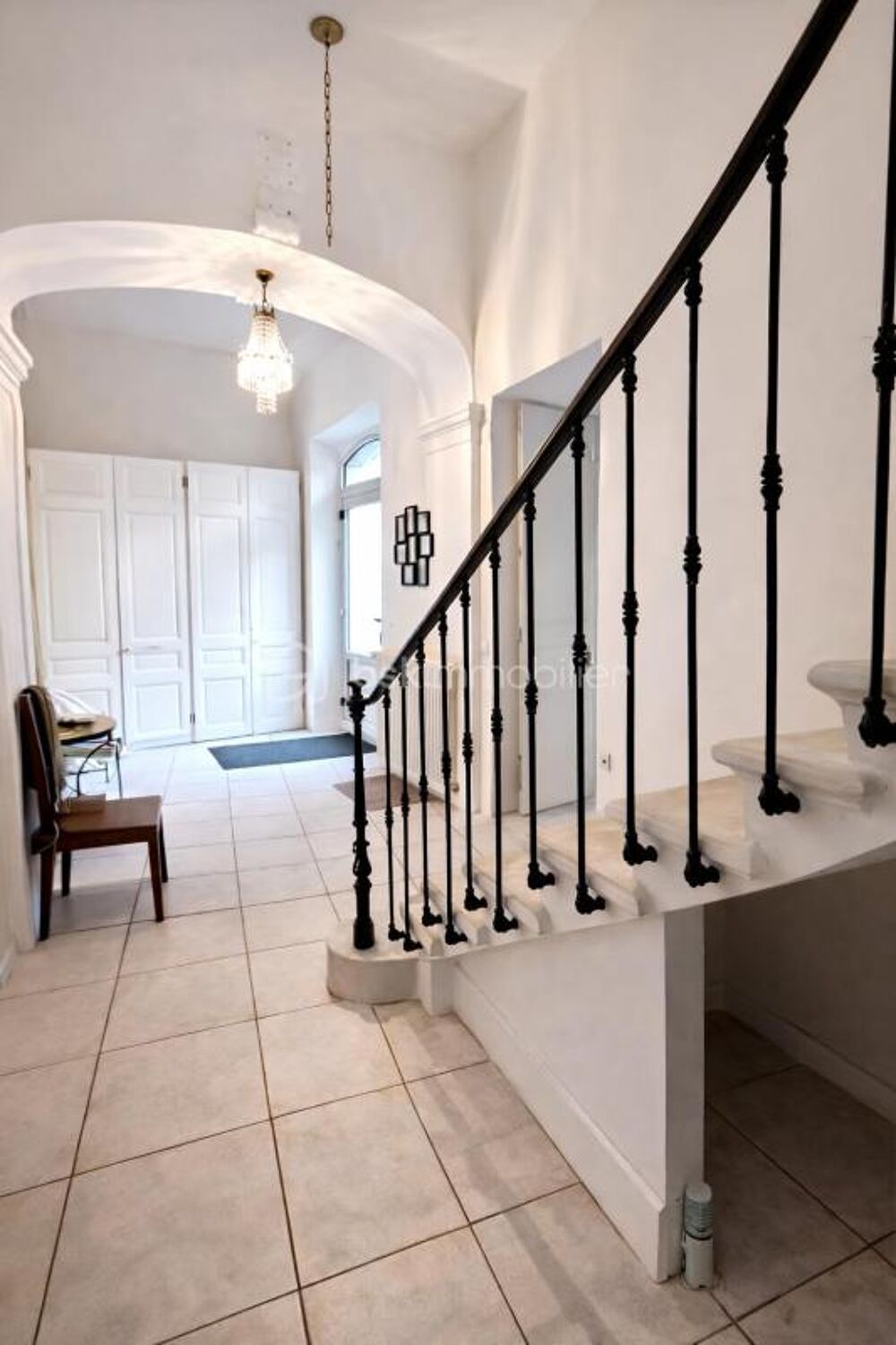 Maison bourgeoise rénovée : volumes, cachet et sérénité en plein coeur de ville