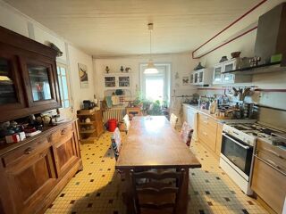  Maison  vendre 8 pices 145 m