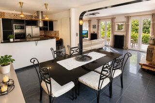  Maison à vendre 9 pièces 216 m²