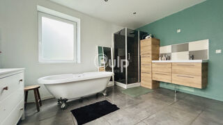  Maison � vendre 9 pi�ces 160 m�