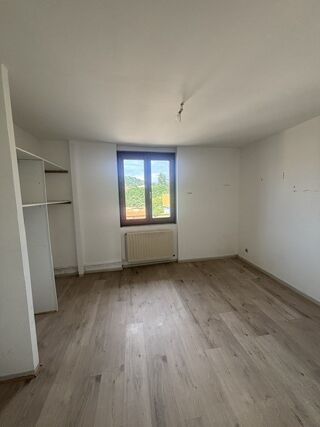  Appartement à louer 3 pièces 54 m²