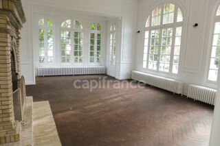  Propri�t�/ch�teau � vendre 13 pi�ces 227 m�