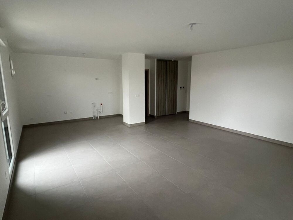 Vente Appartement À vendre – Appartement T4 attique traversant de 106,15 m² avec terrasses et vue dégagée à Annemasse (74) Annemasse