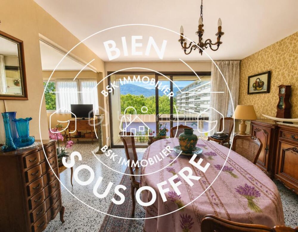 Vente Appartement A rénover dans résidence calme Grenoble
