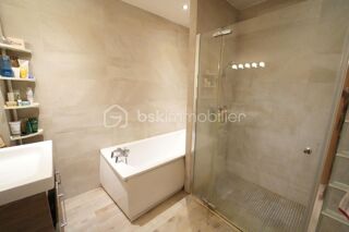  Maison à vendre 6 pièces 195 m²