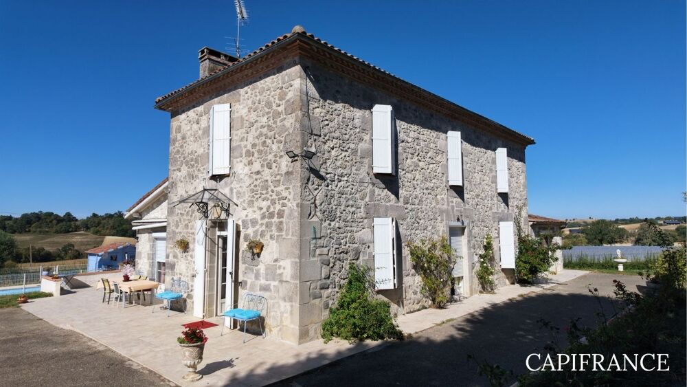 Vente Maison Maison de caractère avec jardin, studio et piscine à 15 minutes de Nérac Francescas