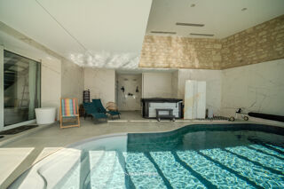  Propriété/château à vendre 15 + pièces 458 m²