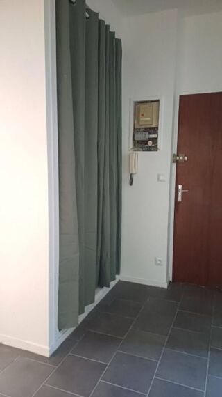  Appartement à louer 2 pièces 42 m²
